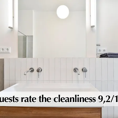 דירה Calm Escape - 75m2 Altbau-apartment, 2br, Smart-tv, Garden ברלין