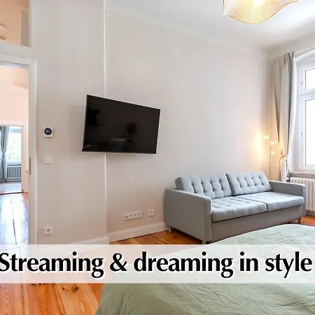 Calm Escape - 75m2 Altbau-apartment, 2br, Smart-tv, Garden Appartement Berlin