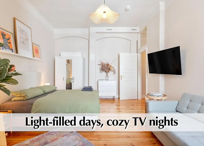 Calm Escape - 75m2 Altbau-apartment, 2br, Smart-tv, Garden