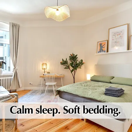 Calm Escape - 75m2 Altbau-apartment, 2br, Smart-tv, Garden