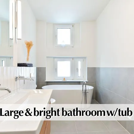 Daire Calm Escape - 75m2 Altbau-apartment, 2br, Smart-tv, Garden *